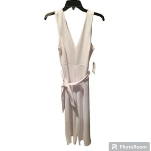 Leith Deep V-neck Sleeveless Jumpsuit in White Medium NWT Flawed